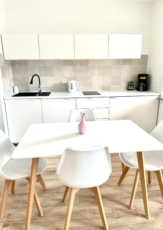 Al-Dom Apartamenty Grey 112 Olymp Kołobrzeg Exterior foto